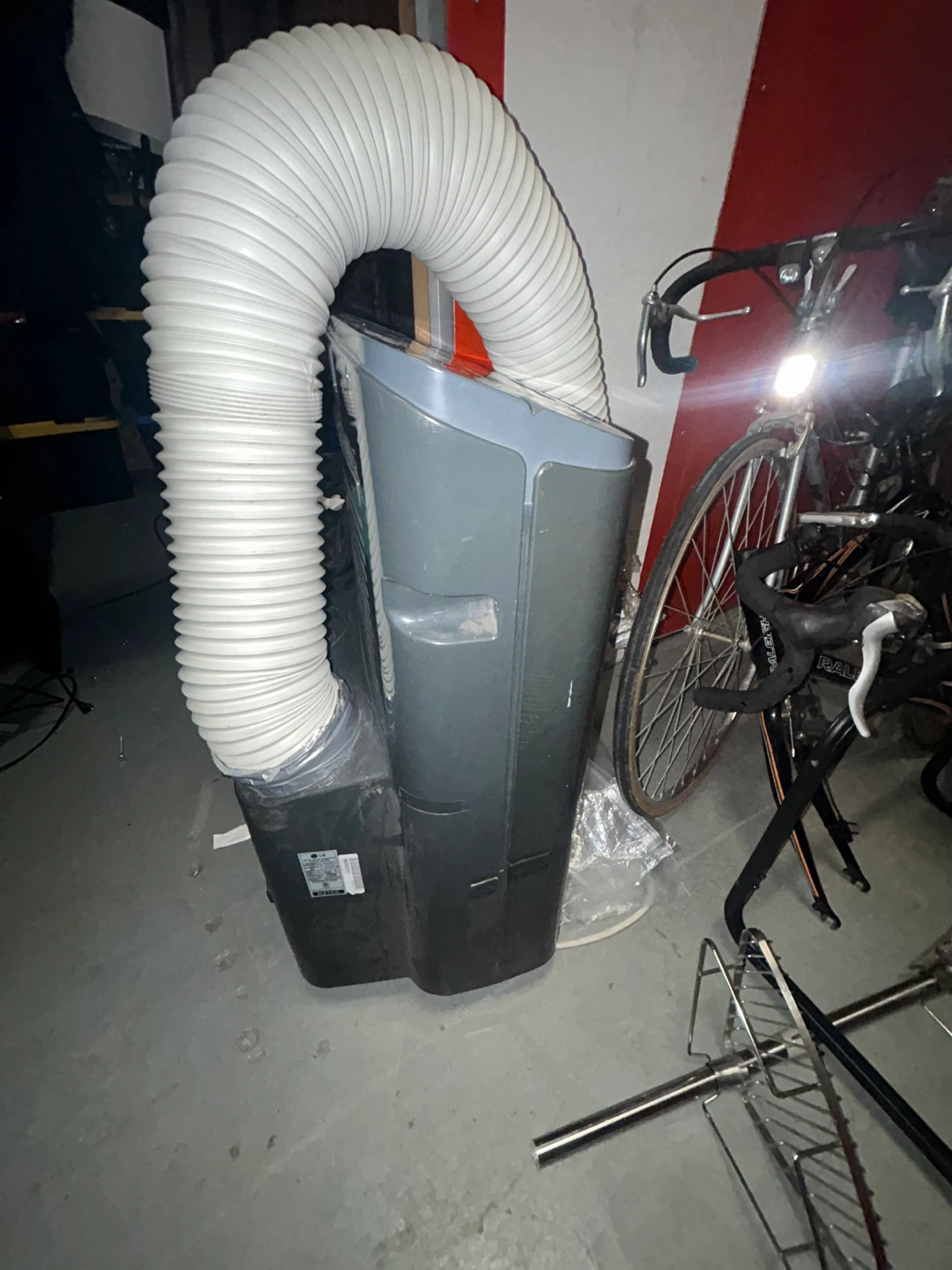 LG Portable Air Conditioner with Exhaust Hose - photo 5