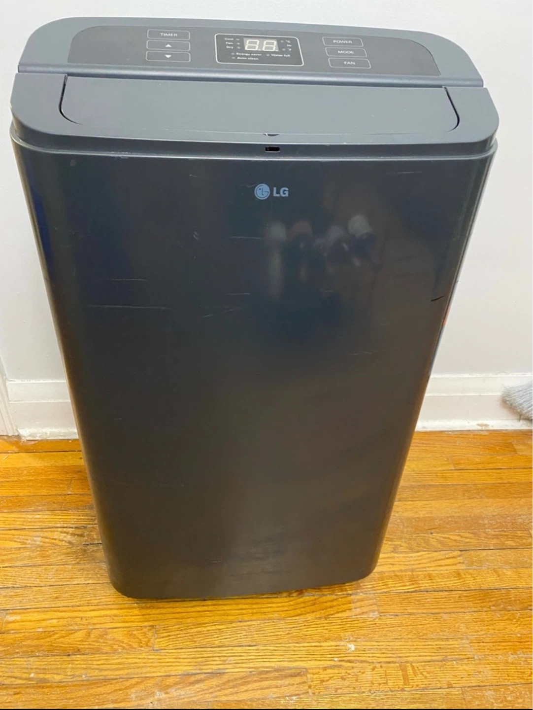 LG Portable Air Conditioner with Exhaust Hose