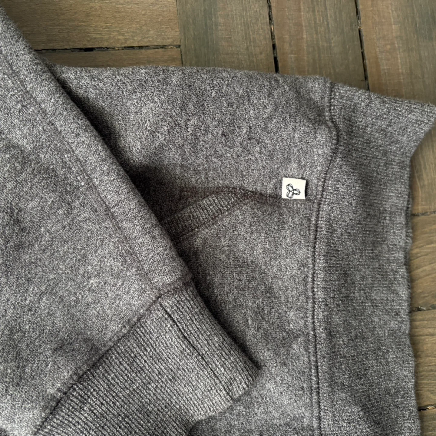 TNA Heather Grey Logo Hoodie - photo 3