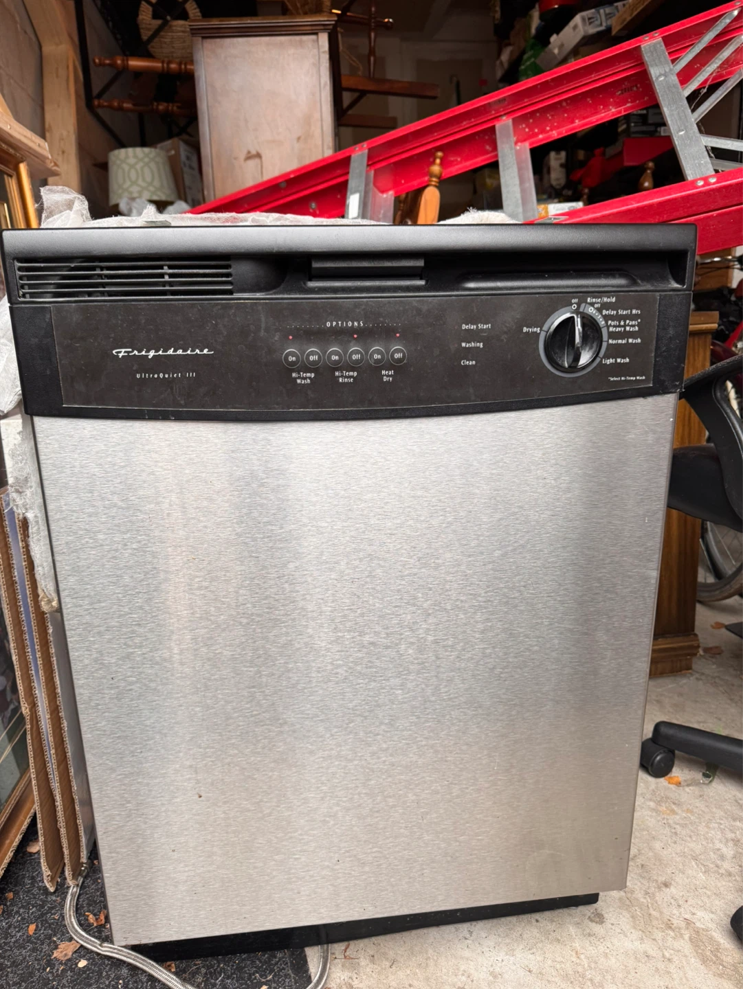 Frigidaire UltraQuiet III Dishwasher