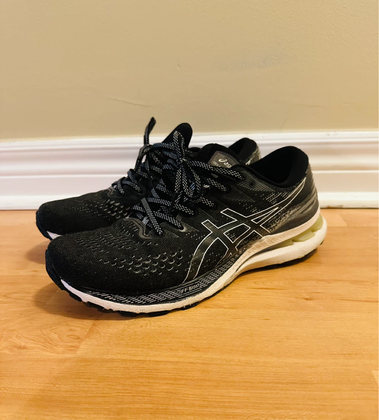 Asics Gel Kayano 28 Running Shoes - US 9.5