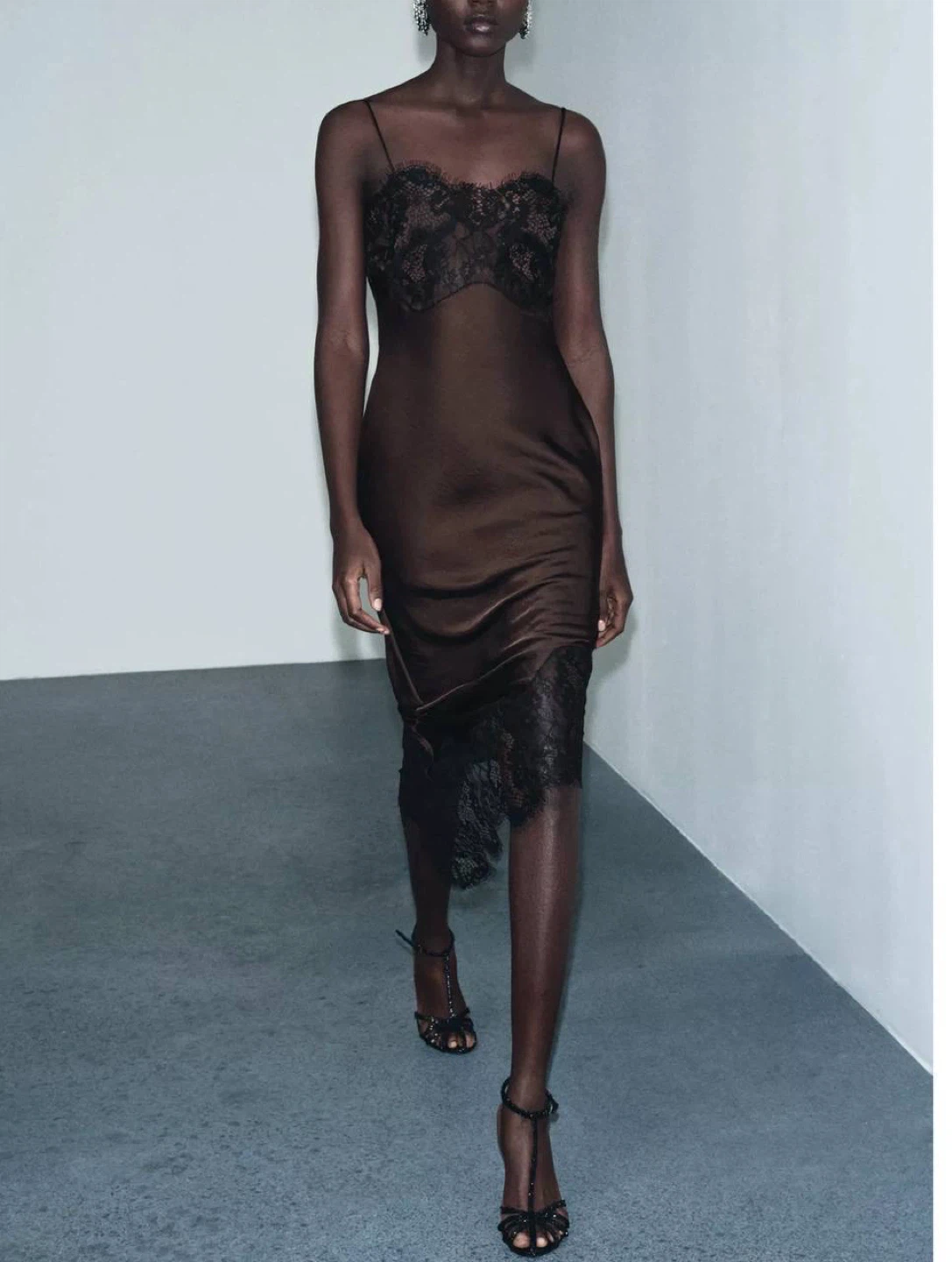 ZARA Asymmetric Satin Lace Dress – Size S (New Collection)