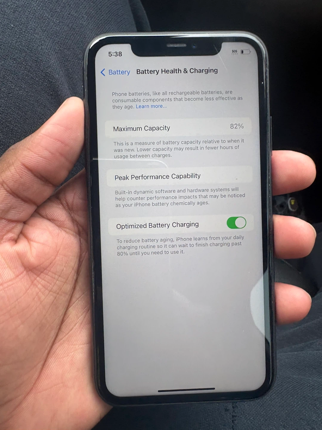 Apple iPhone 11 - Black
