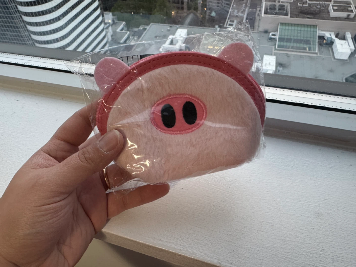 Pink Faux Fur Pig Coin Pouch - photo 5