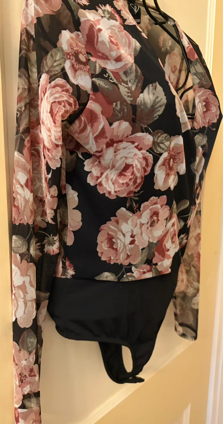 Windsor Sheer Floral Bodysuit long sleeve - photo 5