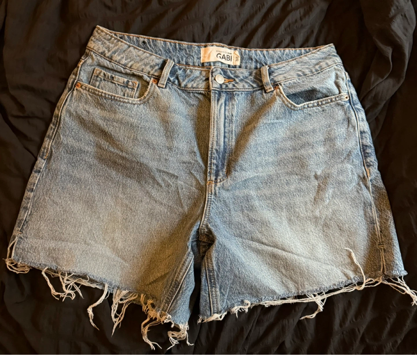 Dynamite Denim Gabi Shorts Size 10/30