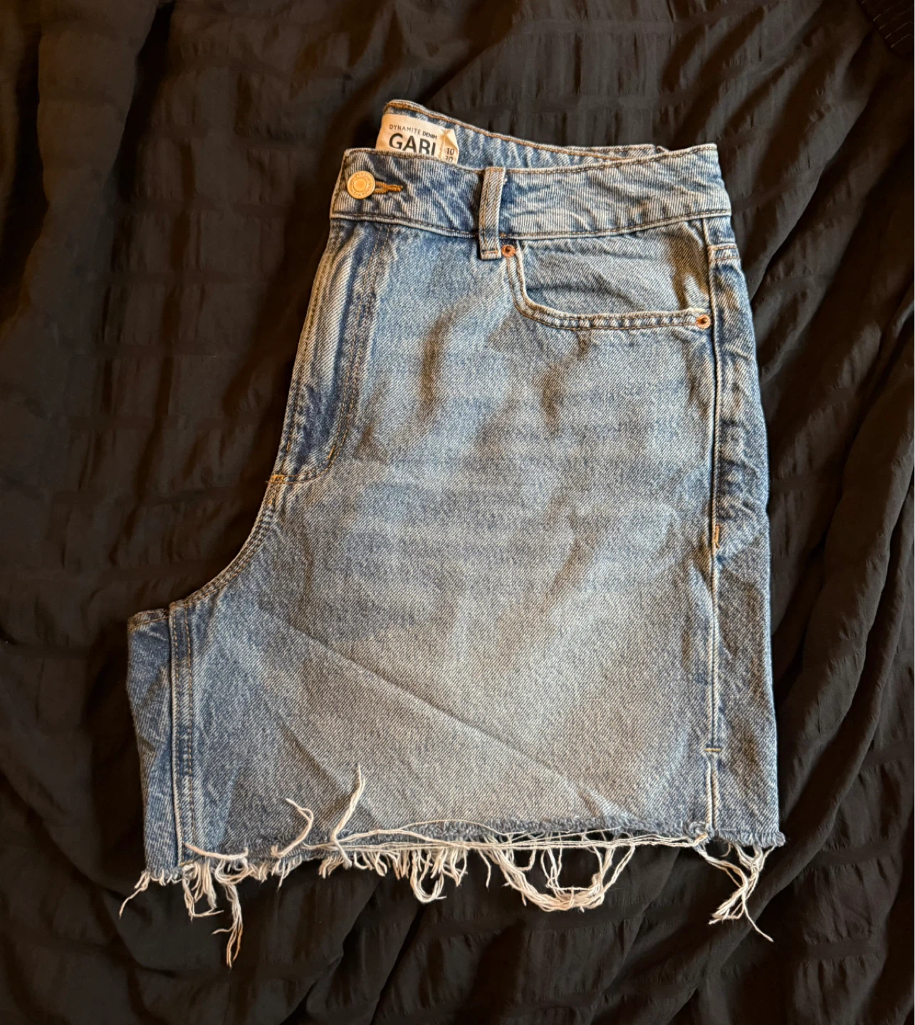Dynamite Denim Gabi Shorts Size 10/30 - photo 3