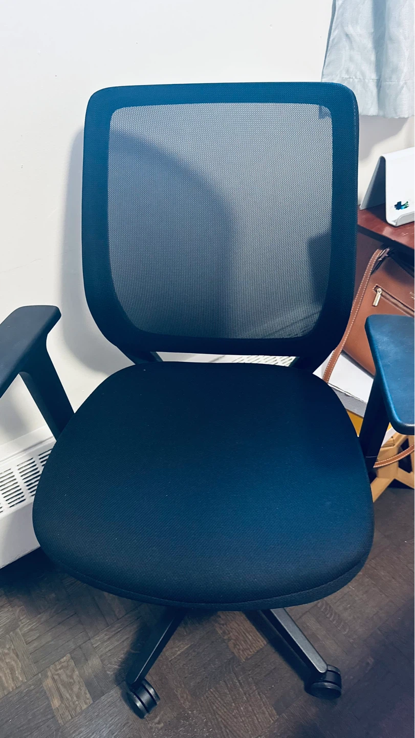 Black Mesh Back Office Chair