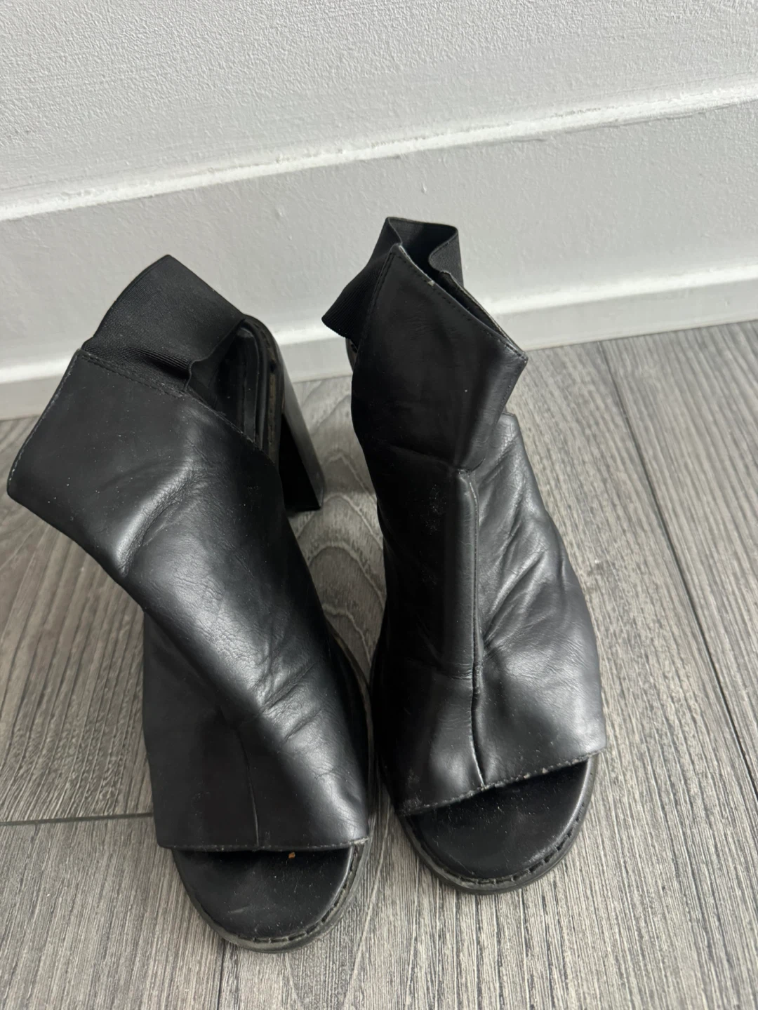Black Leather Open-Toe Block Heels - photo 2