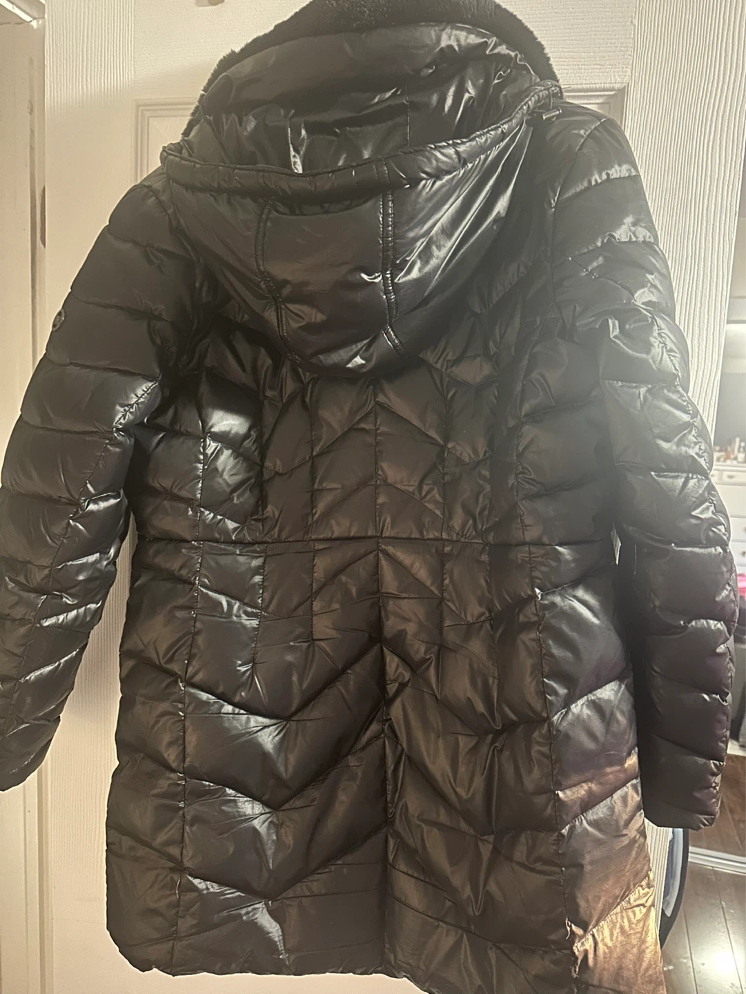 Michael Kors Black Puffer Coat with Fur Trim - photo 4