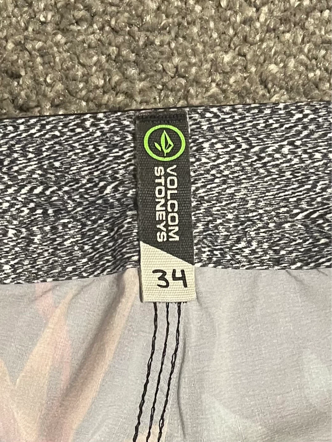 Volcom Stoney's Board Shorts - Size 34 - photo 3