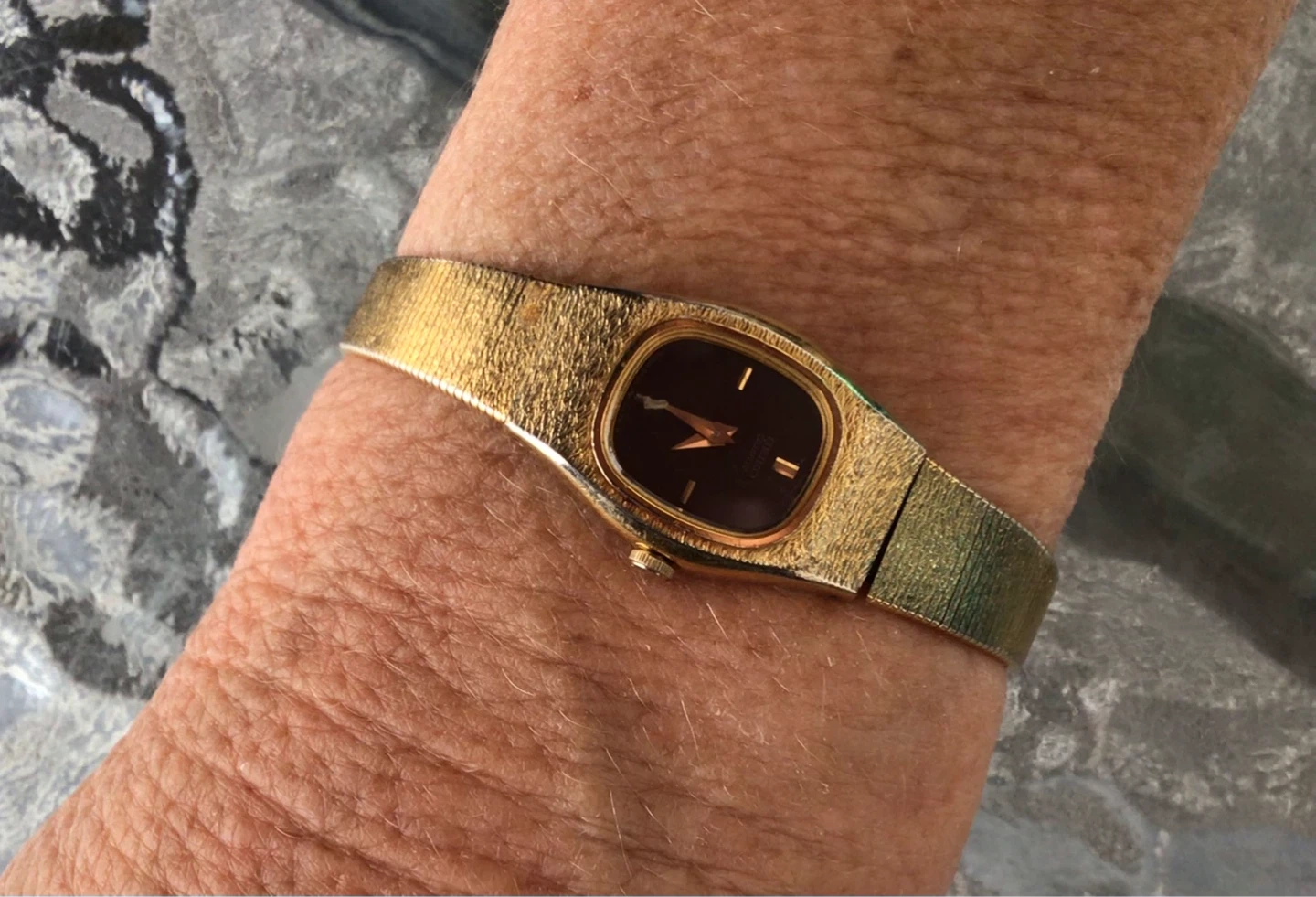 Vintage Seiko Women's Watch - photo 3
