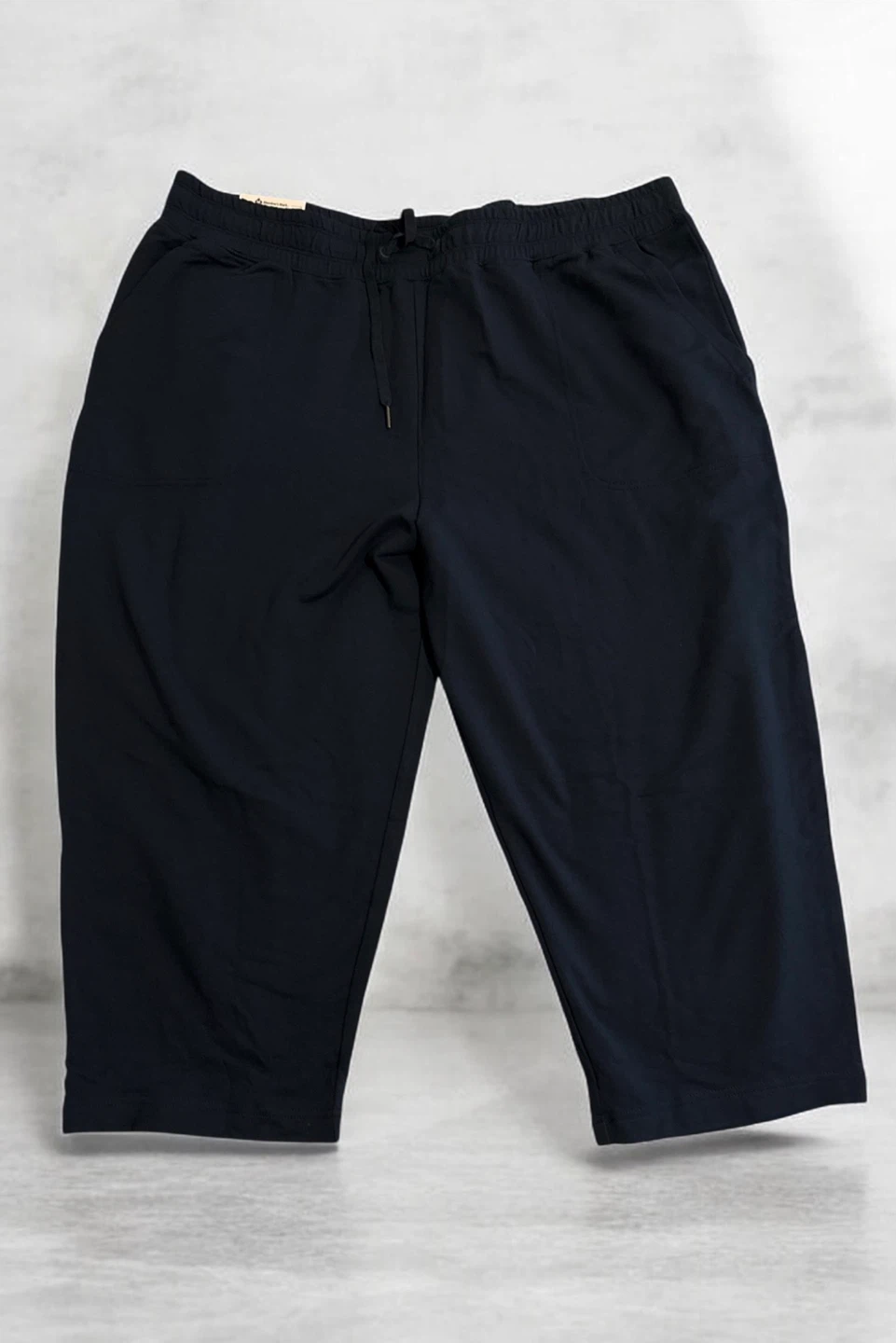 St. John's Bay Women's Navy Capris Size XXL