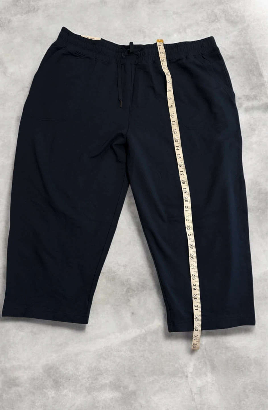 St. John's Bay Women's Navy Capris Size XXL - photo 2
