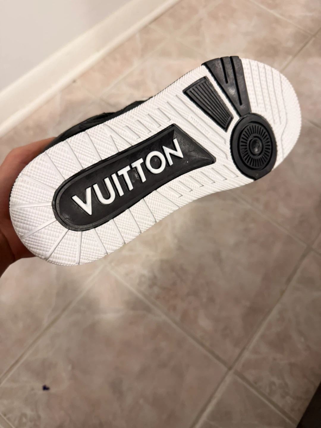 Louis Vuitton Black Sneakers - photo 2