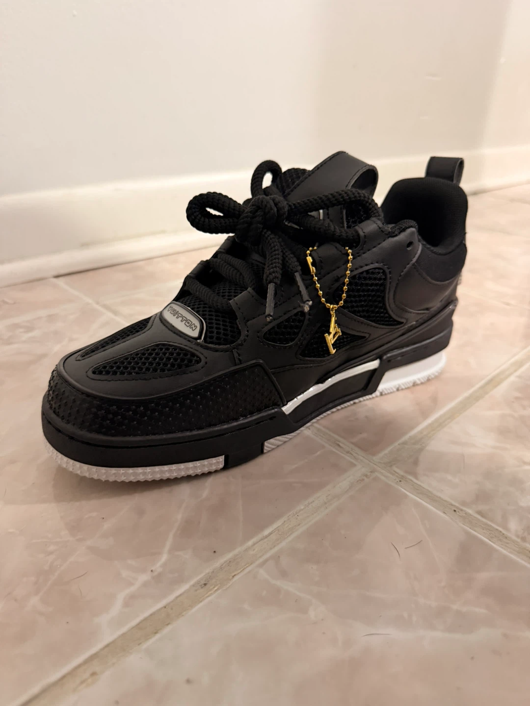 Louis Vuitton Black Sneakers - photo 3