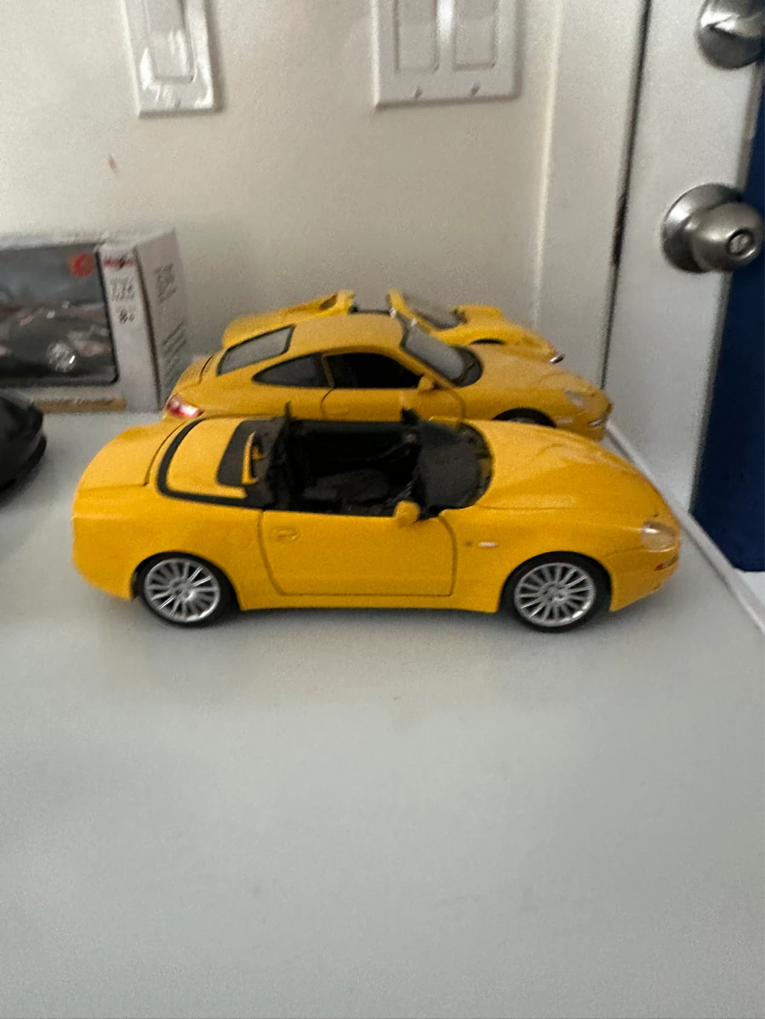 Diecast Cars 1/24 th and 1/18 th scale $15-25 each - photo 3