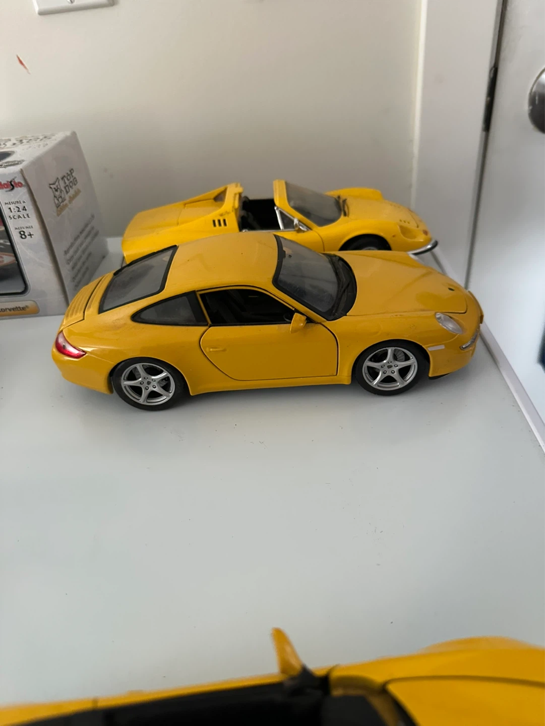 Diecast Cars 1/24 th and 1/18 th scale $15-25 each - photo 4