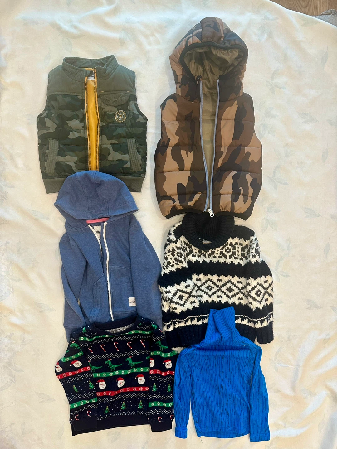 Kids' Clothing Bundle - 6 pcs (3T)