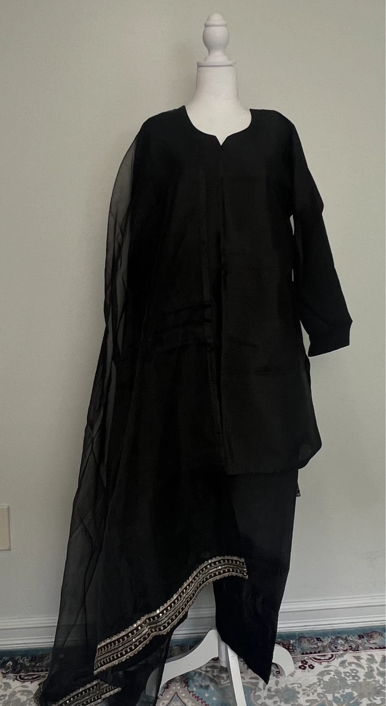 Black 3-piece Farshi Shalwar
