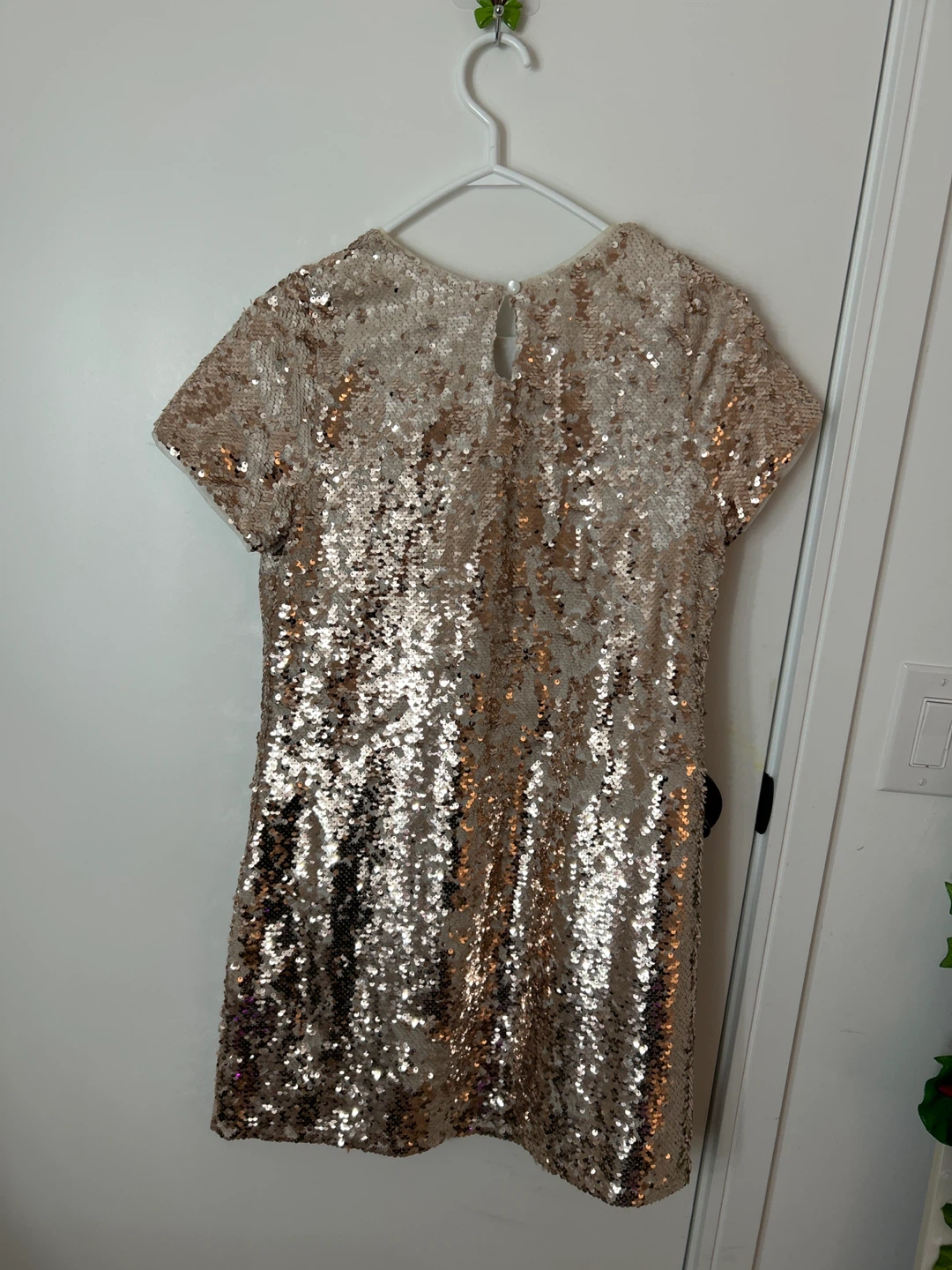 Sparkly Gold Sequin Dress - photo 2