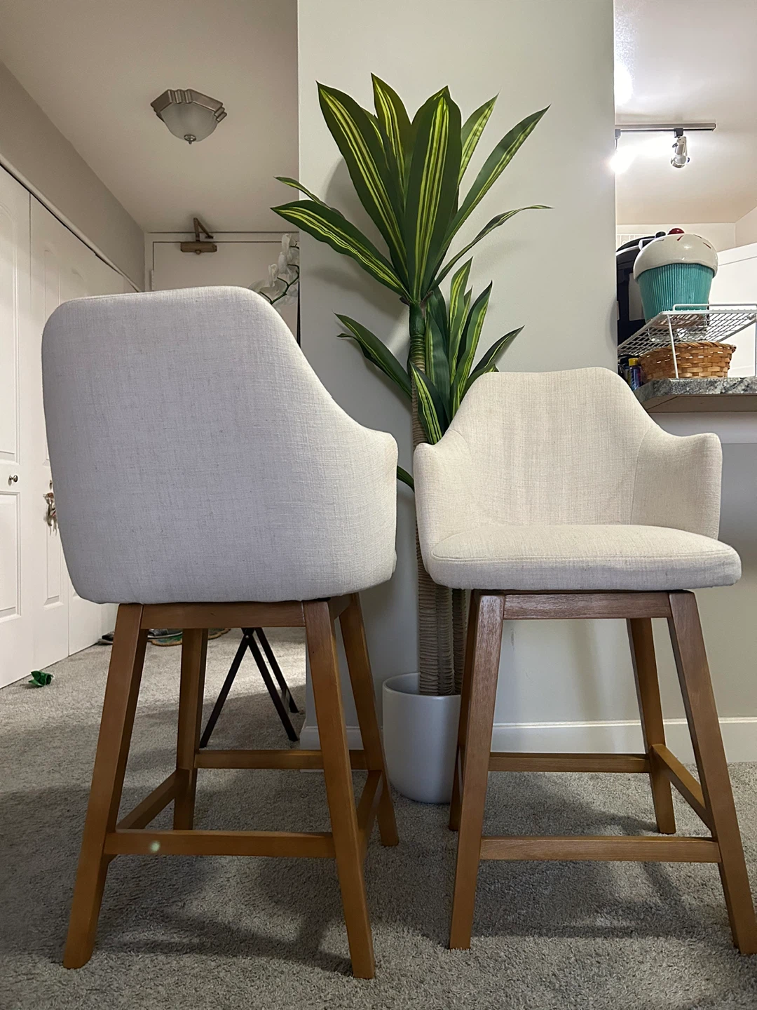 Bar stools / Chairs
