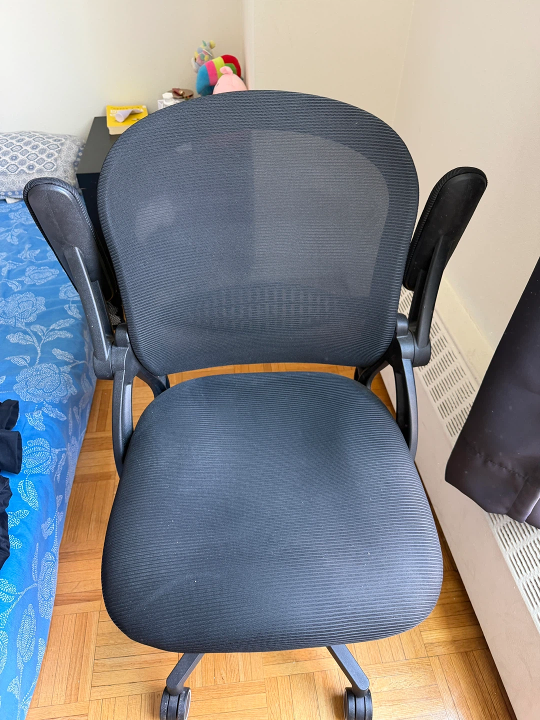 Black Mesh Office Chair