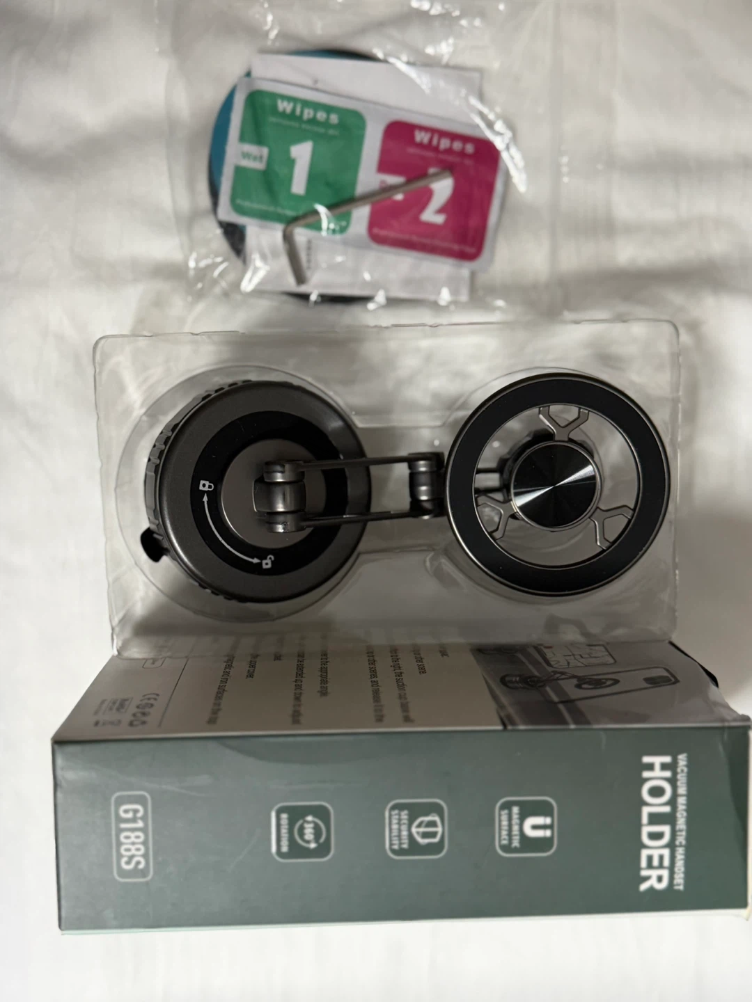 Vacuum Magnetic Phone Holder - photo 2