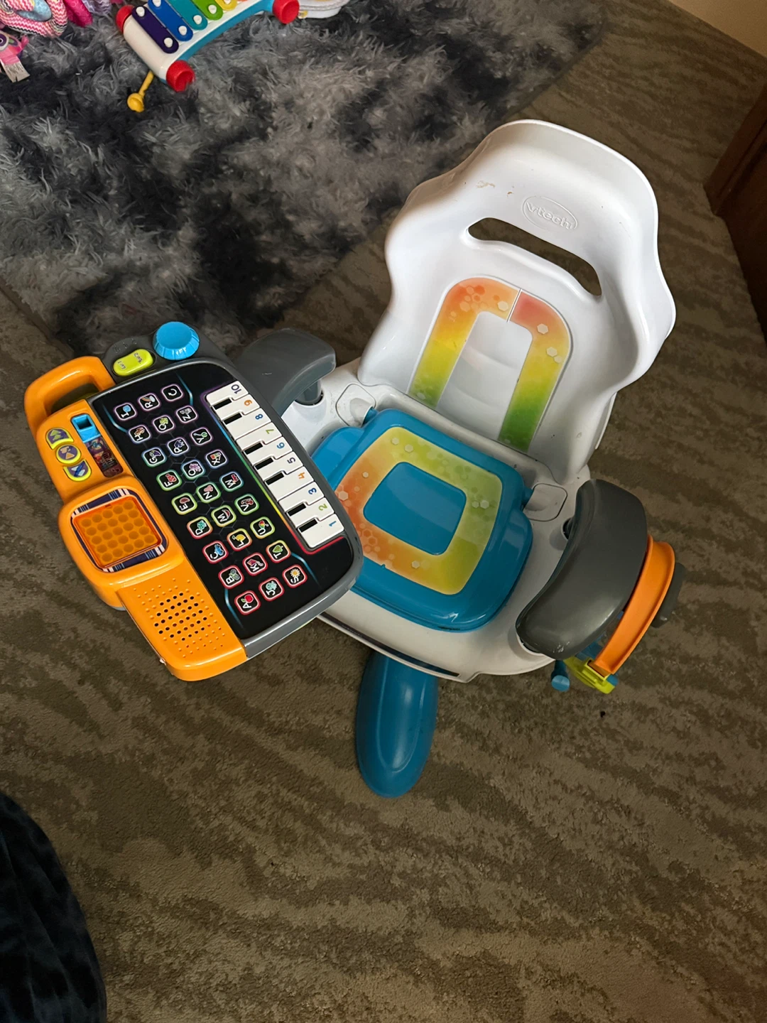 VTech Sit-to-Stand Learn and Grow Activity Walker