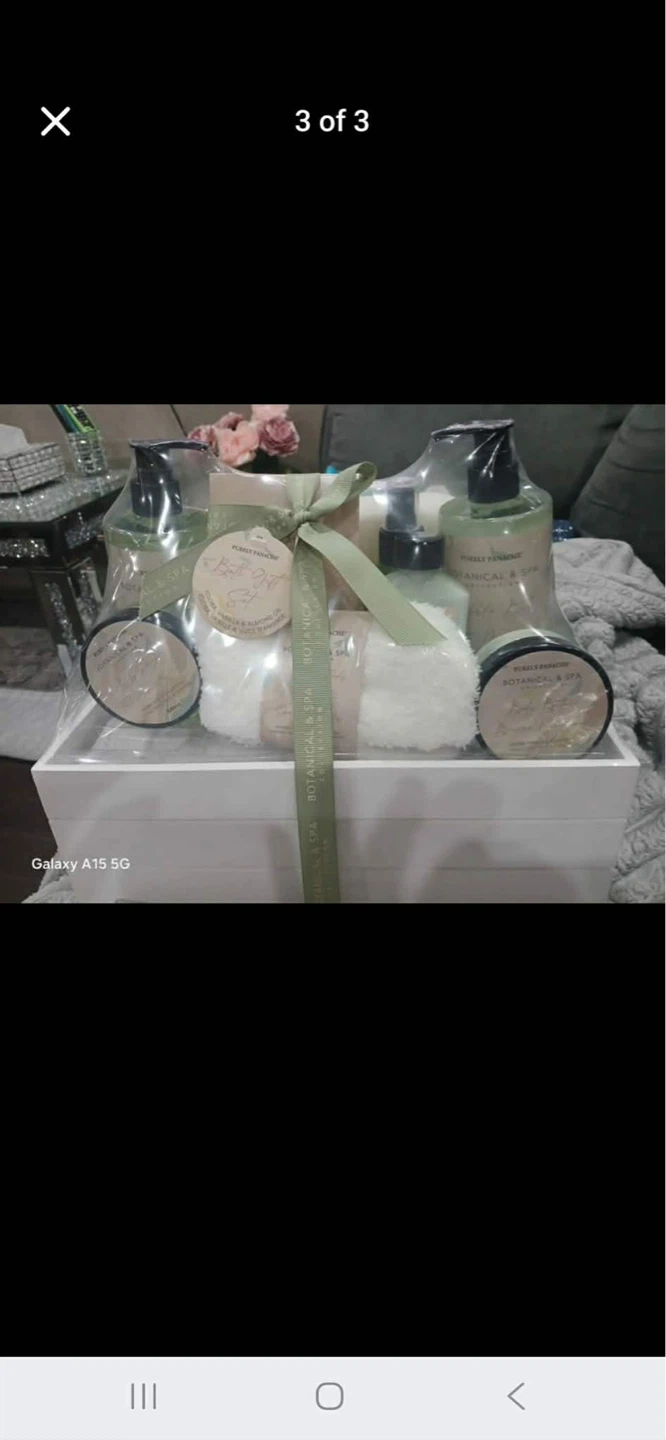 Purely Pampered Botanical & Spa Gift Set - photo 3