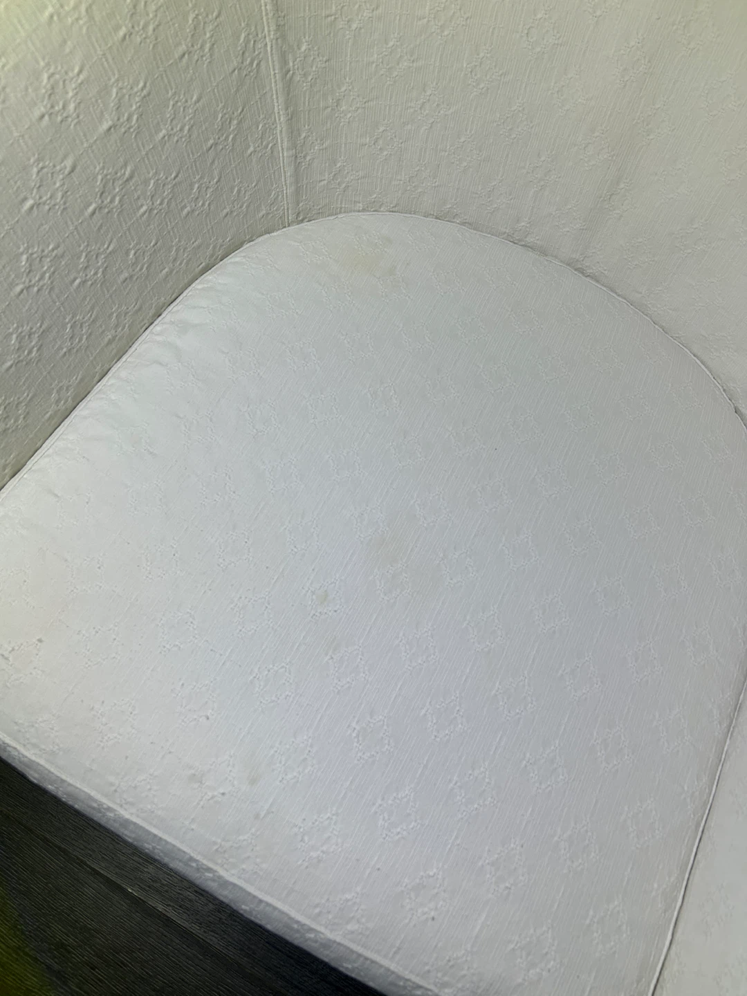 White Barrel Accent Chair - photo 5