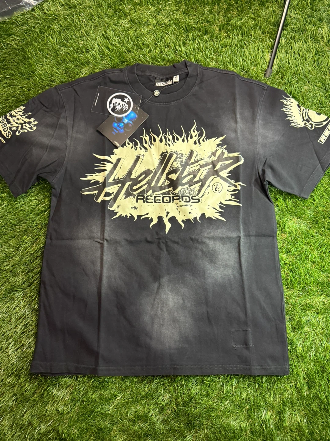 Hell-Star Shorts and Tee Set - photo 2