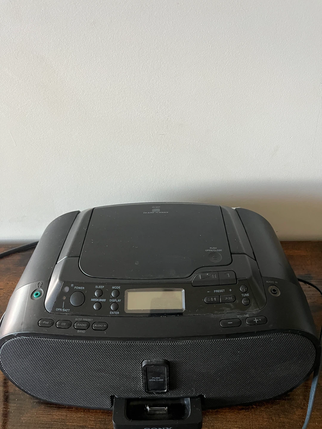 Sony ZS-S21P CD Boombox Player - photo 2