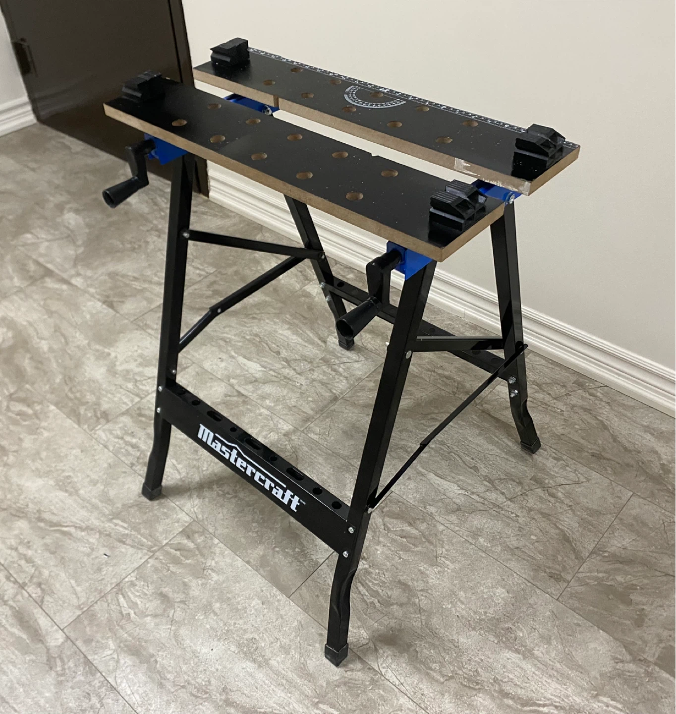 Mastercraft Portable Workbench - photo 3