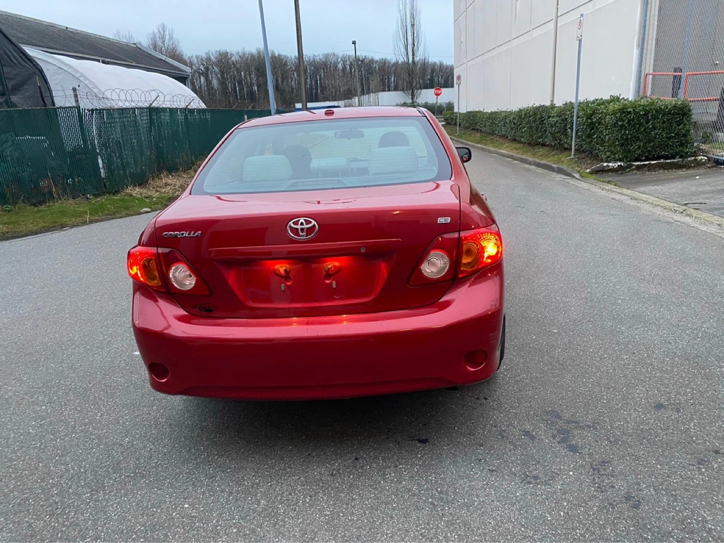 🚗 Toyota Corolla CE – Clean & Reliable Daily Driver – $7,000 CAD - photo 5