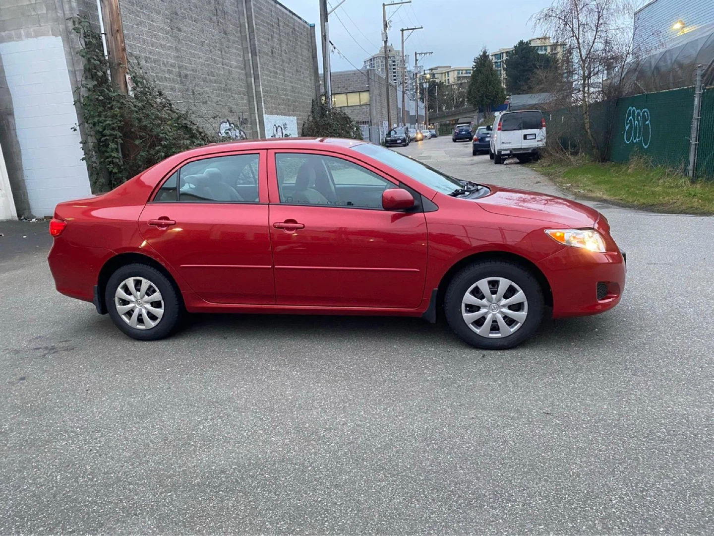 🚗 Toyota Corolla CE – Clean & Reliable Daily Driver – $7,000 CAD - photo 3