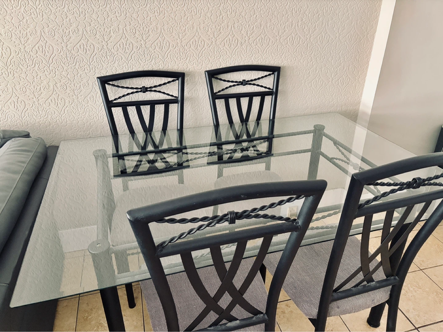 Dining Table with 4 Chairs - photo 3