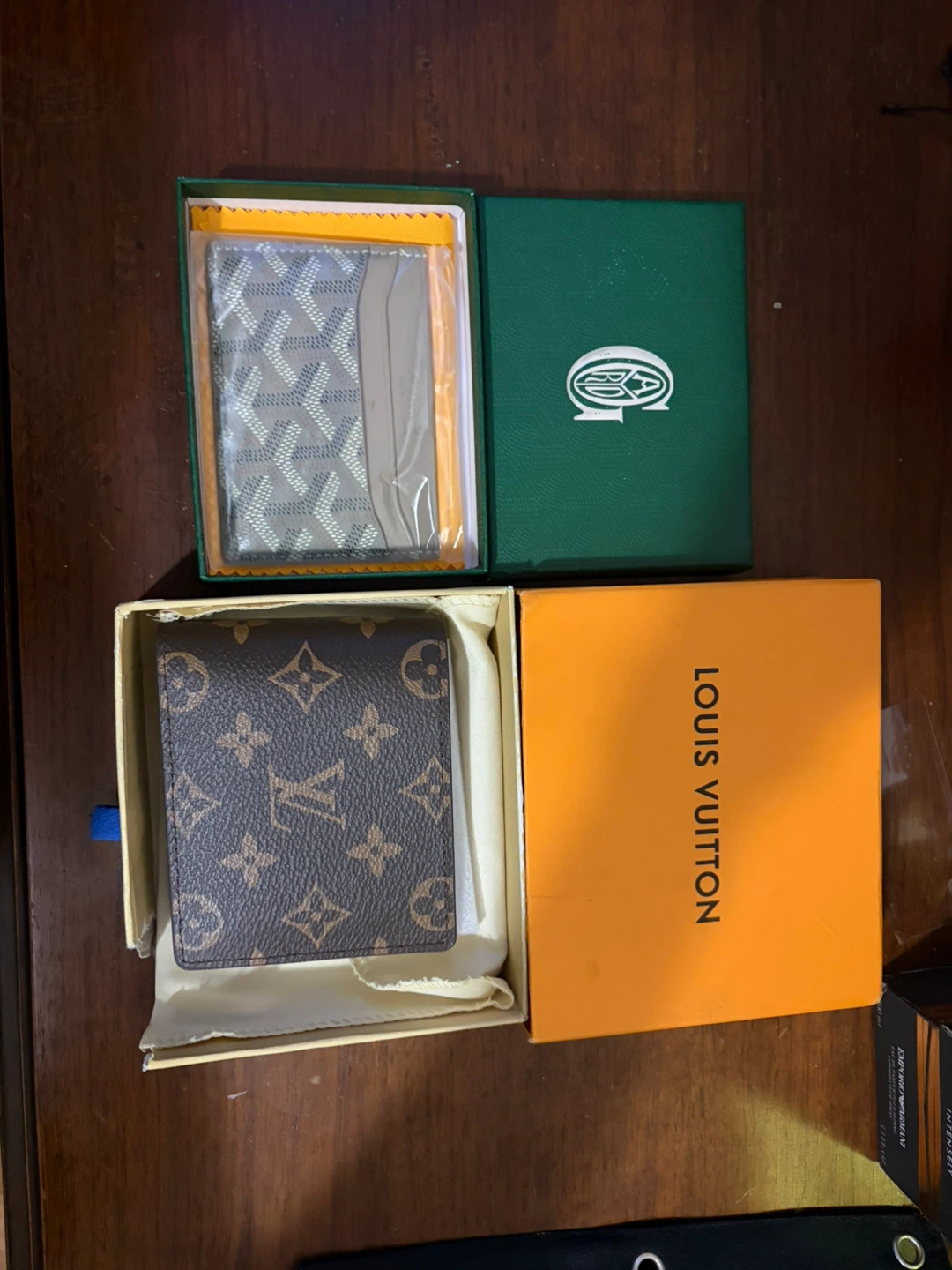 Louis Vuitton and Goyard Card Holders with Boxes new - photo 4