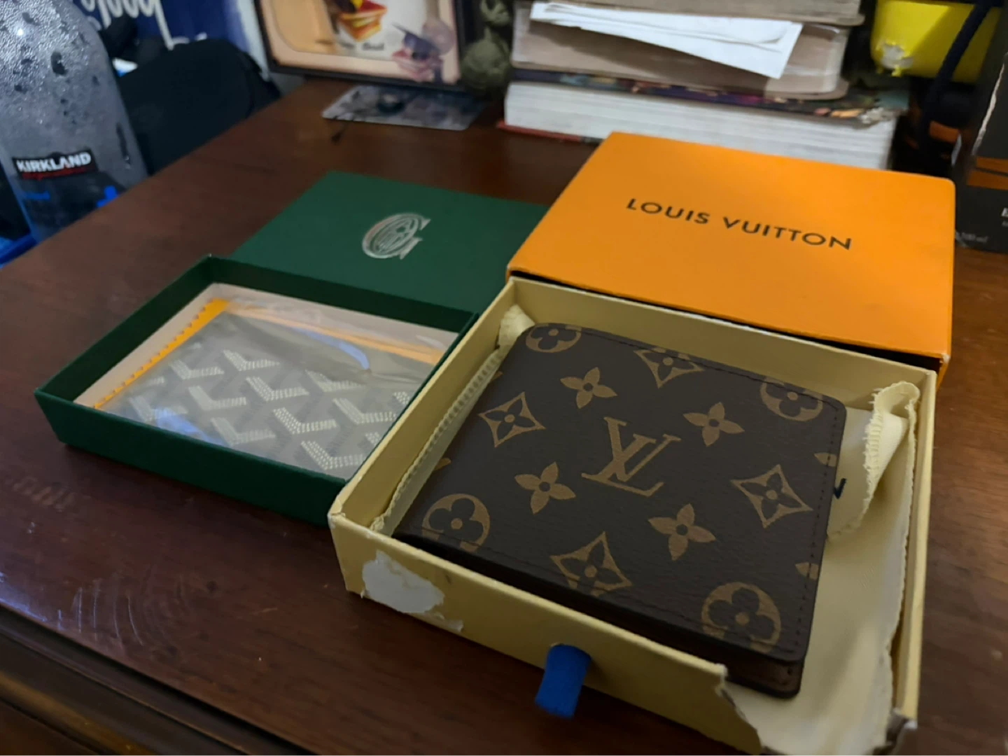 Louis Vuitton and Goyard Card Holders with Boxes new - photo 2