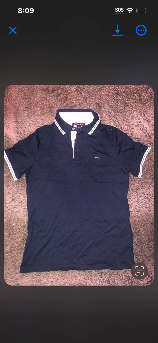 Clothing lot - photo 2