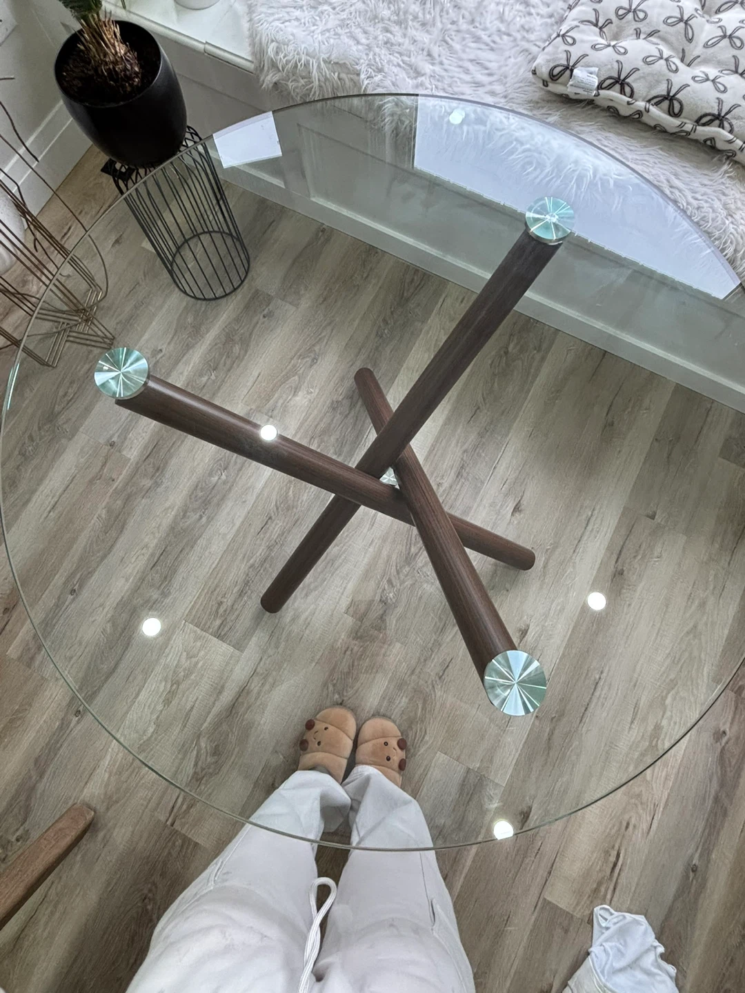 Round Glass Dining Table - photo 2