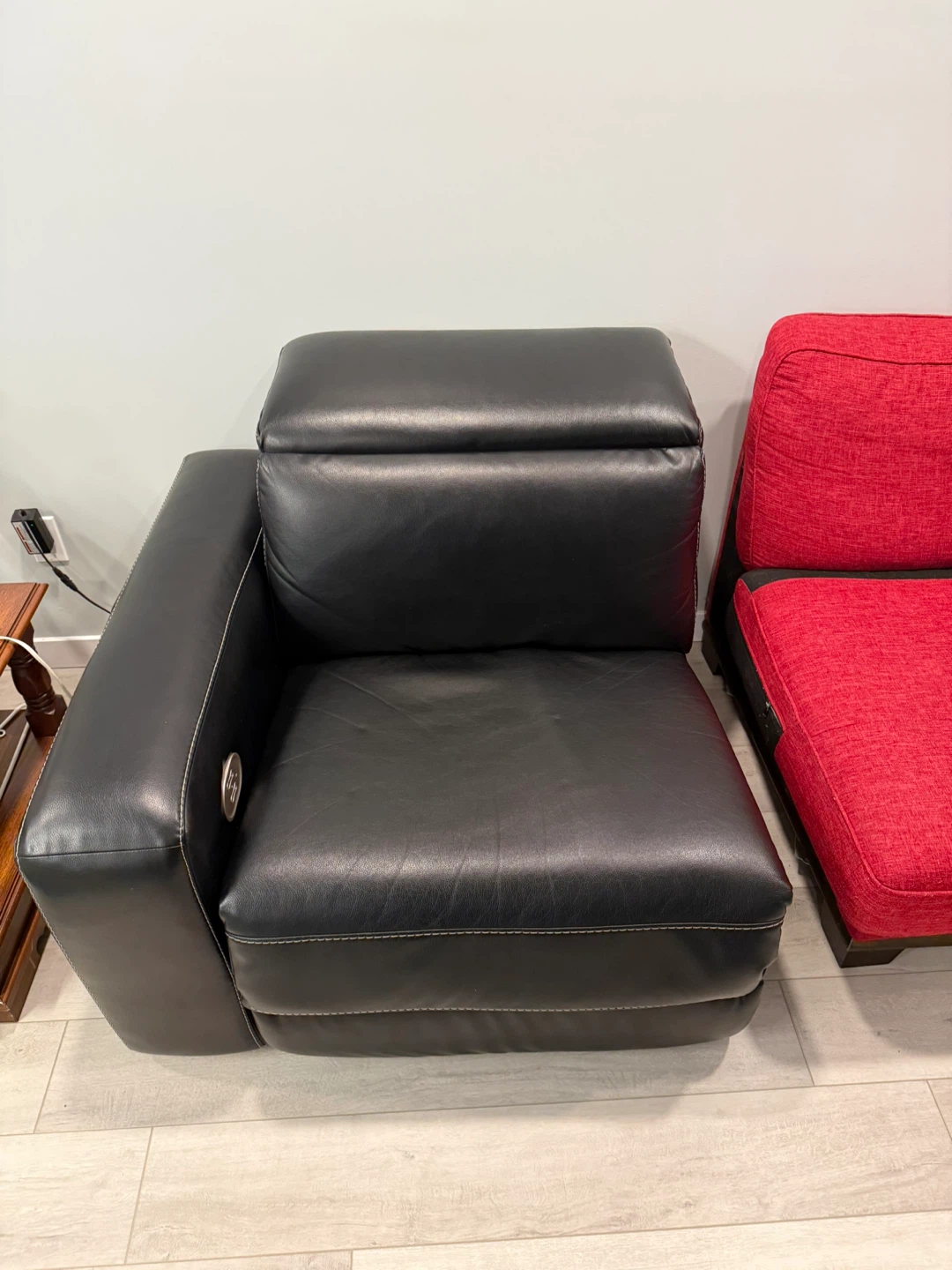 Couches (individual sectional pieces)