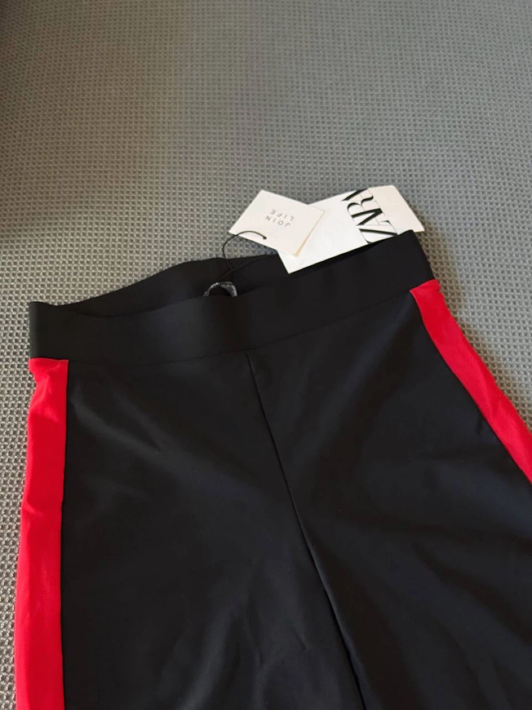 ZARA Biker Shorts with Red Panels – Size M - photo 4