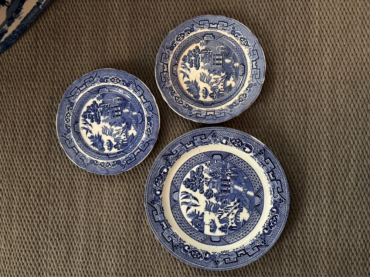 Wood & Sons Willow Pattern Plates Set of 3