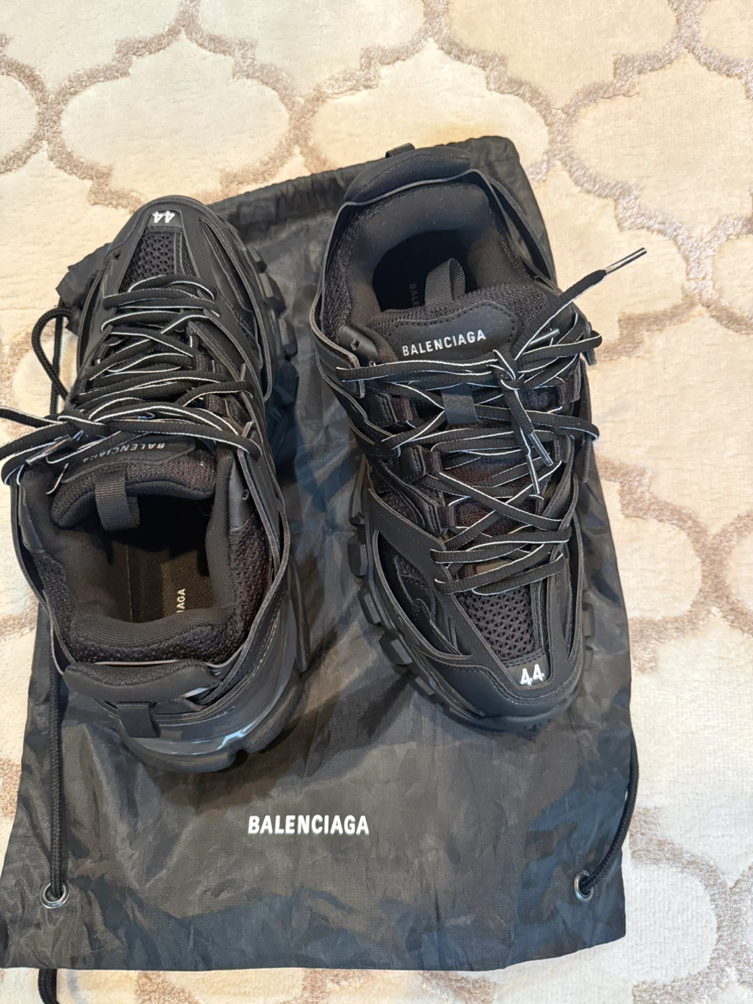 Balenciaga Track.2 Sneakers - Black