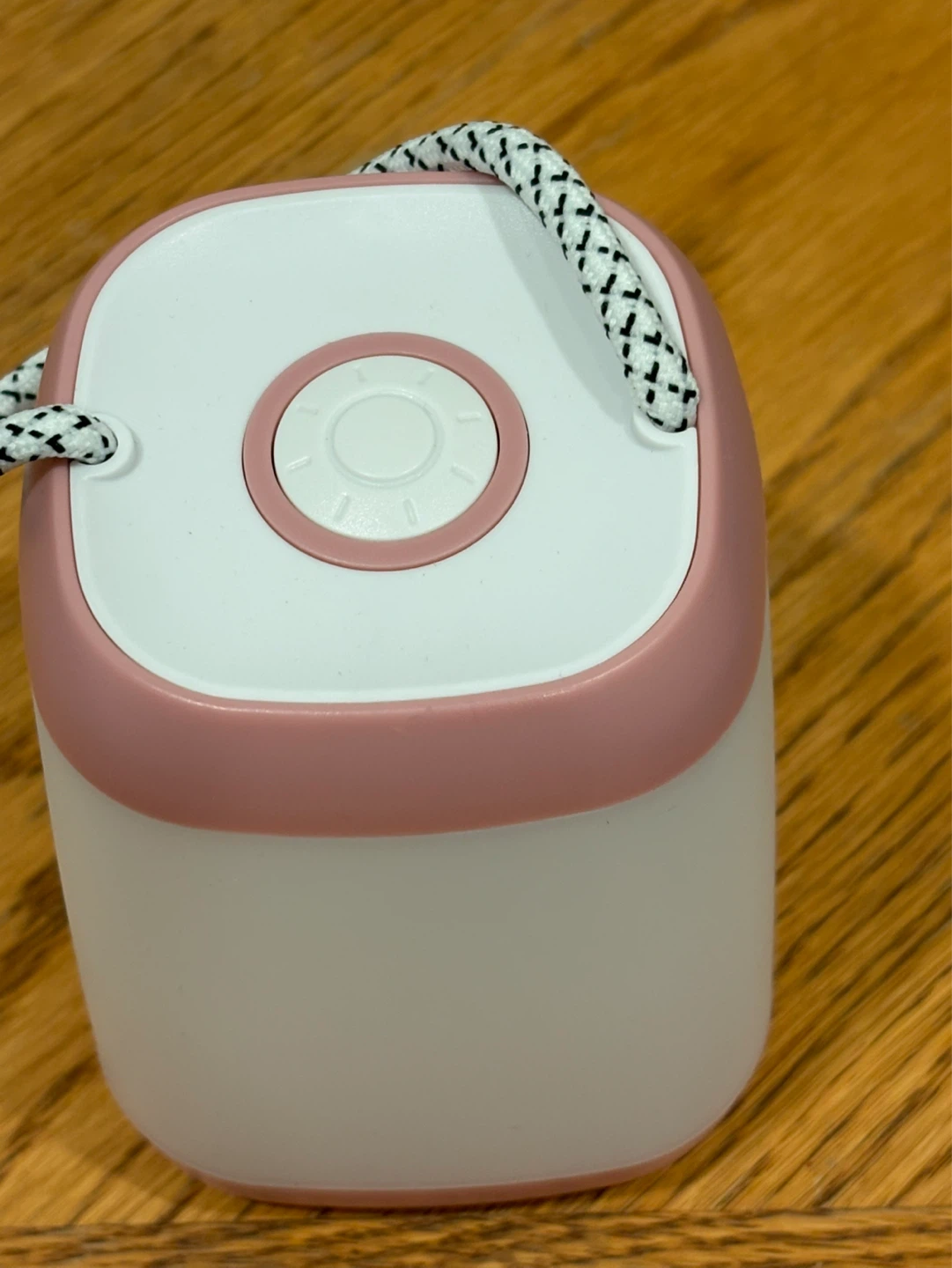 Portable LED Lantern - photo 3
