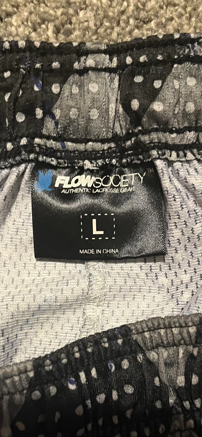 Flowsociety Athletic Shorts - Size Large - photo 3