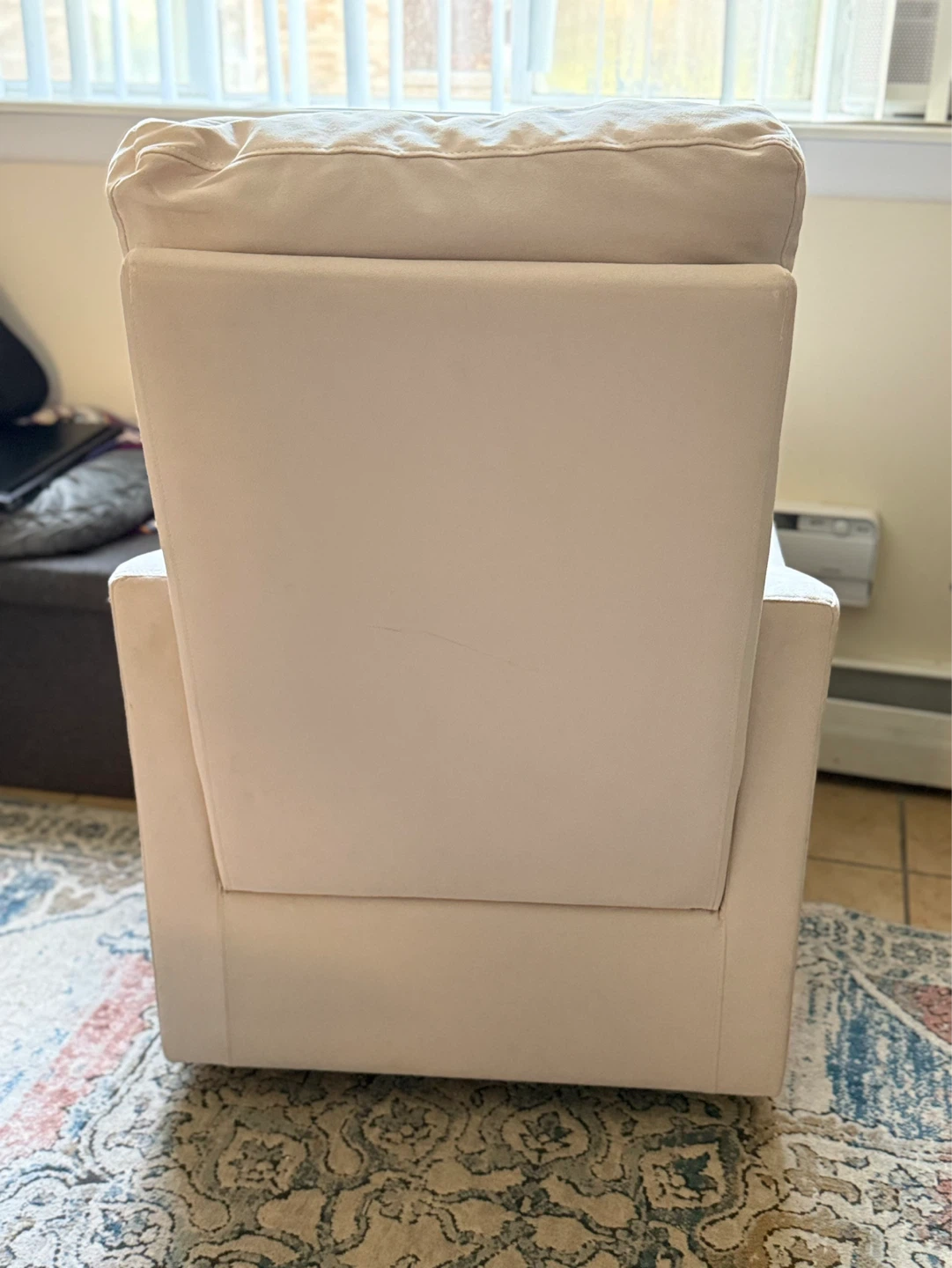 Delta Children Adley Nursery Glider Swivel Chair - photo 4