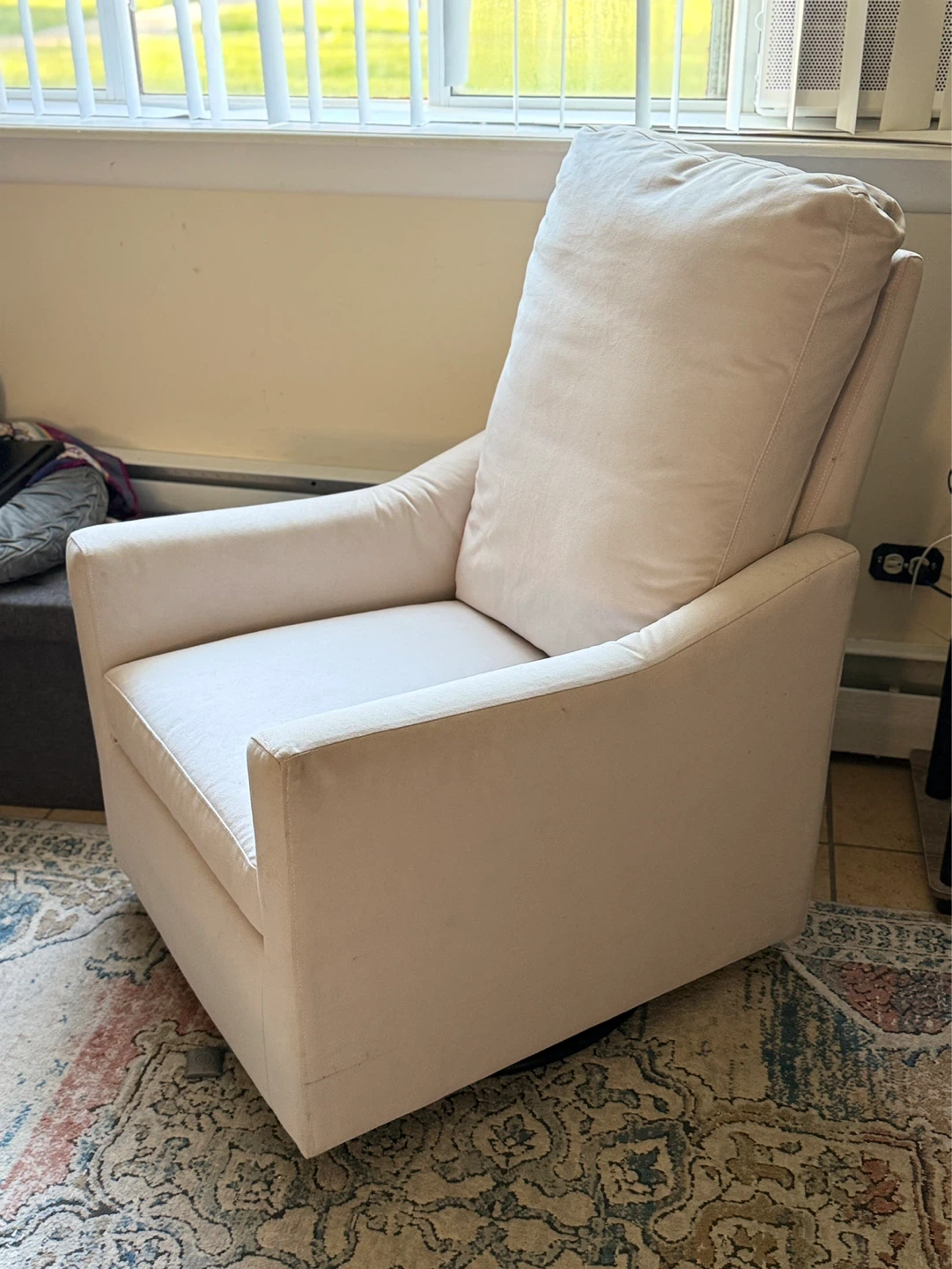 Delta Children Adley Nursery Glider Swivel Chair - photo 3