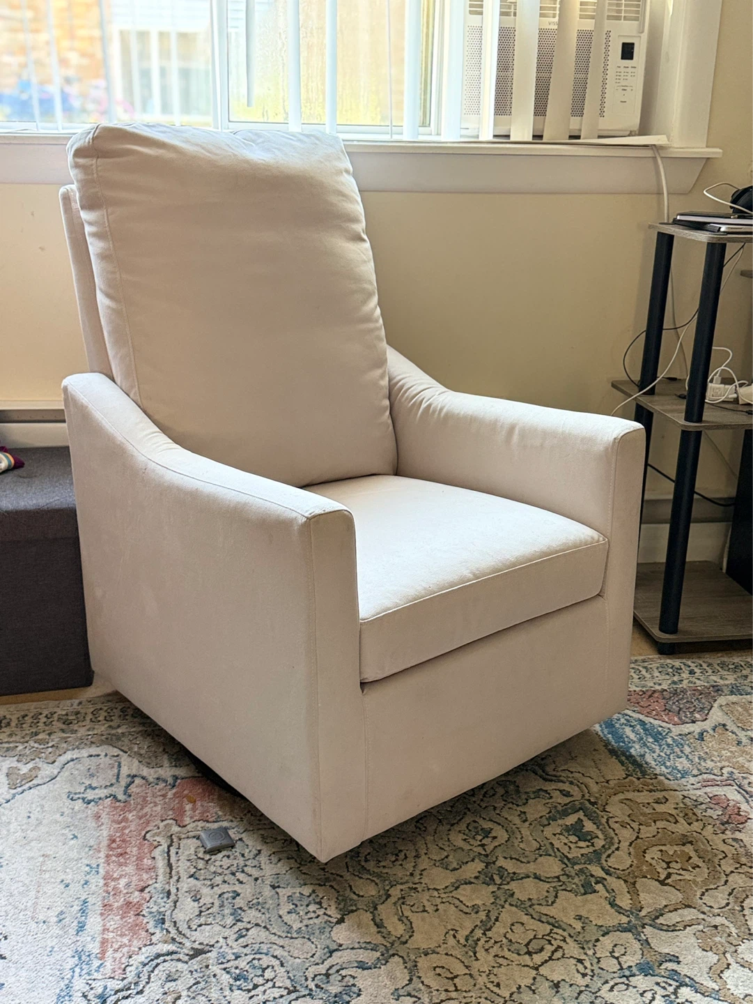 Delta Children Adley Nursery Glider Swivel Chair - photo 2